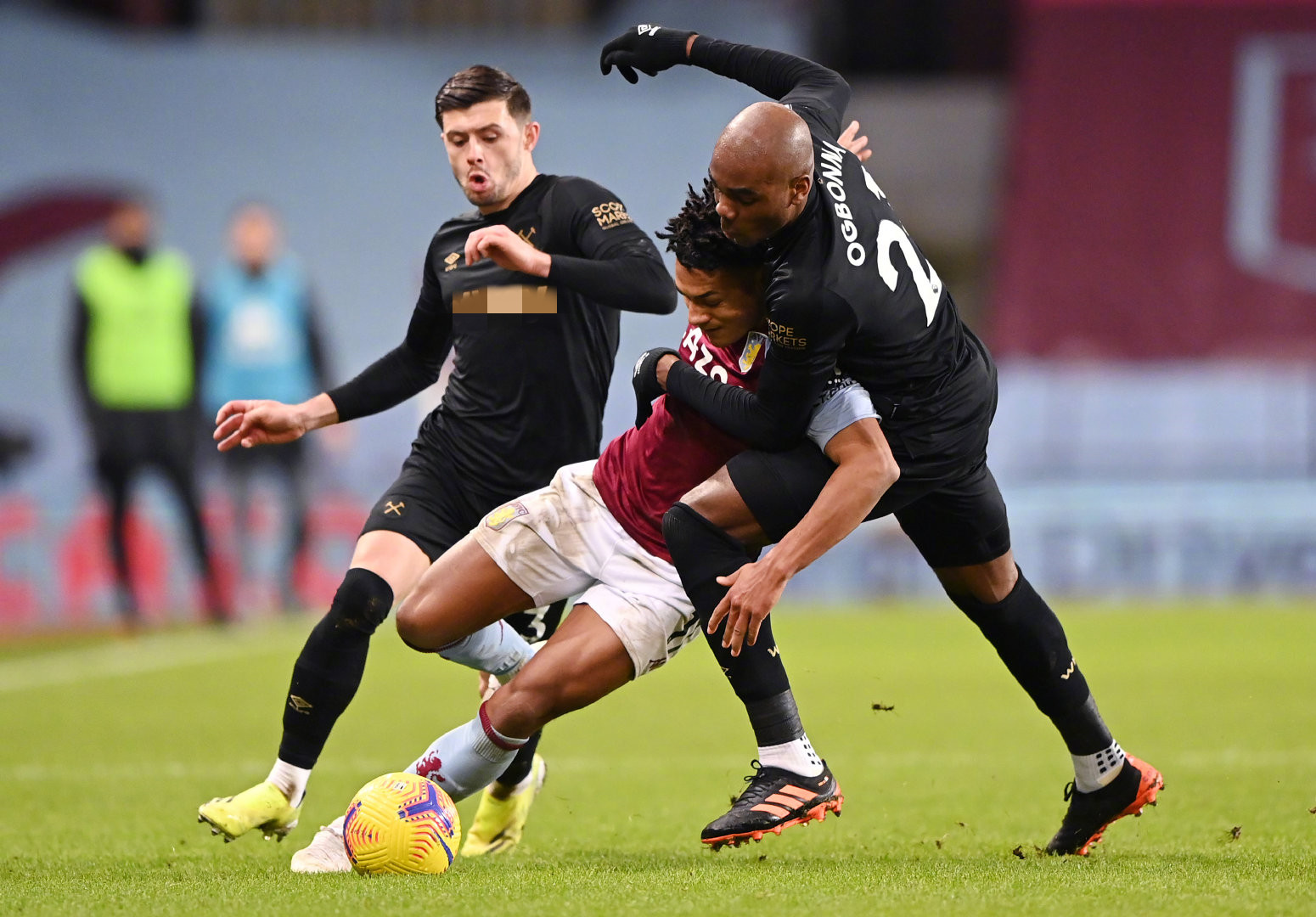 巨大的吸金 巨大的吸金