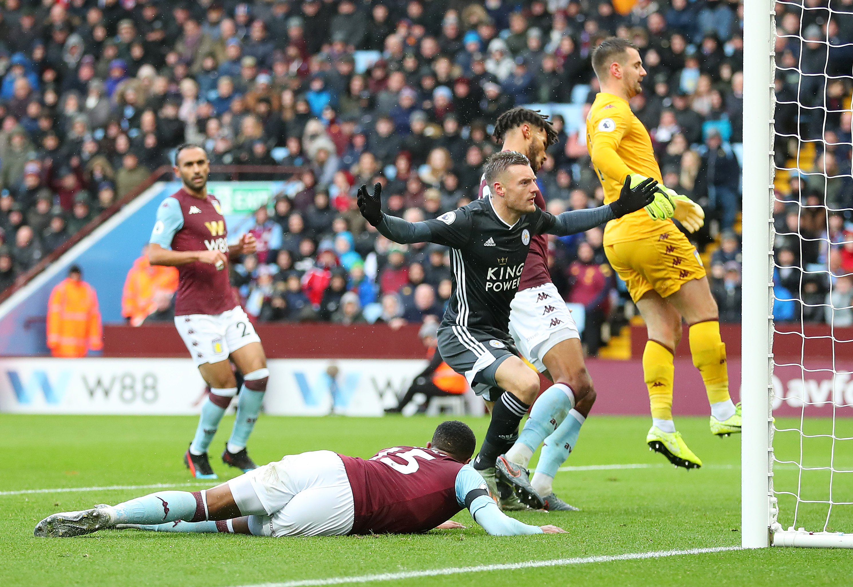 的沉着冷静 的沉着冷静